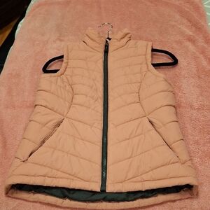 D&G Vest. Size XS . Fits 10